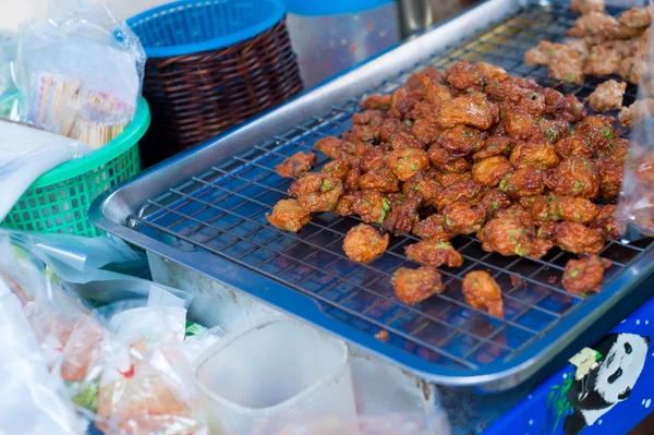 Sült hal-paste golyó Thaiföld street food — Stock Fotó
