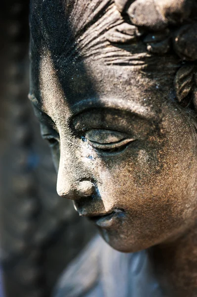 Resting Statue in low light . — Stock Photo, Image