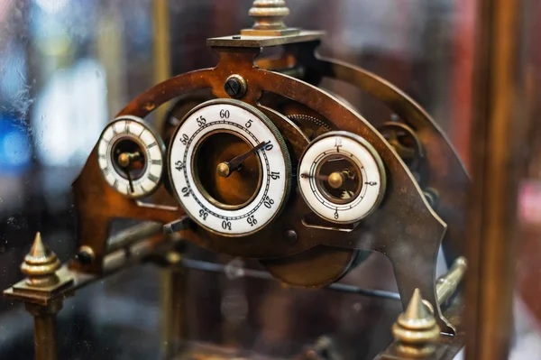 Starodawny stary zegar Mijający czas — Zdjęcie stockowe