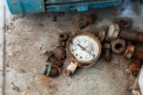 Old meter in dirty place . — Stock Photo, Image