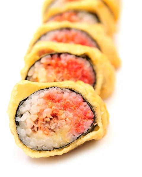 Sushi isolado sobre um fundo branco — Fotografia de Stock