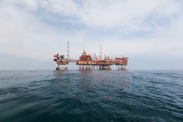 Piattaforma petrolifera sul Mare del Nord Immagini Stock Royalty Free