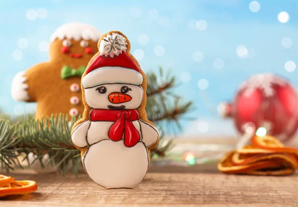 Kerstpeperkoek Heerlijke Zelfgemaakte Peperkoek Kerst Zelfgebakken Peperkoek Peperkoek Sneeuwpop Kopieerruimte — Stockfoto