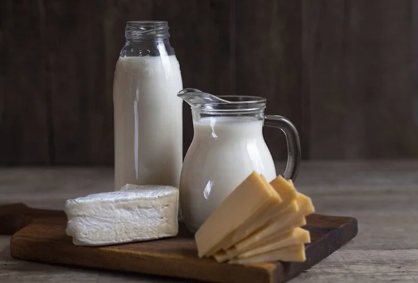 Köstliche Frische Milch Auf Altem Holzgrund Ein Krug Milch Und — Stockfoto