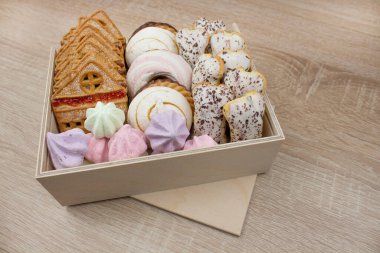 Bisküvi. Arkaplan dokusu. Bisküvi bisküvisi çay desenli kurabiye desenli kurabiye deseni. Çikolatalı kek. Metin için yer. 