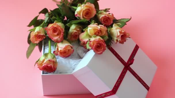 Fête Des Mères Saint Valentin Anniversaire Roses Roses Cadeau — Video