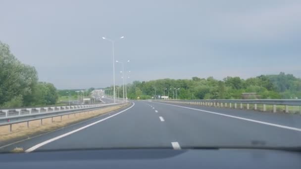 Kijowska Autostrada Widok Toru Samochodu Zamknij Się — Wideo stockowe