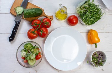 Taze sebzeler. Ev yapımı sebzeler. Taze organik sebzeler. Renkli sebze. Sağlıklı sebze. Çeşitli sebzeler..