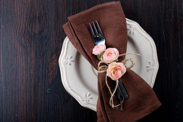 Yumurta ve Söğüt dalı ile Tablo ayarı