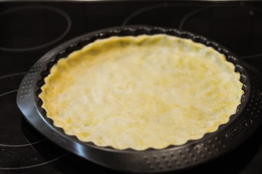 Pasta peynir ve domates ile hazırlanması