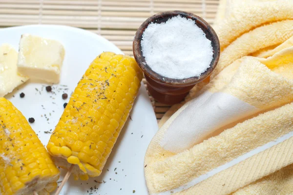 Some corn boiled on the plate — Stock Photo, Image