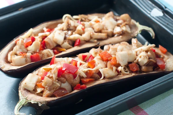 Homemade chicken and vegetables stir fried — Stock Photo, Image