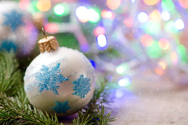 Bolas de adorno de Navidad, decoración de abeto — Foto de Stock