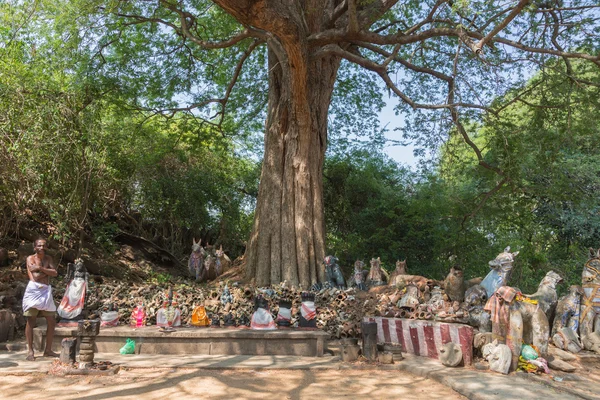 Altar des Ayyanar Pferdeschreins. — Stockfoto