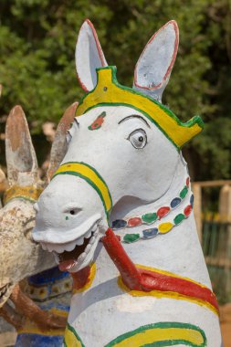 Bir at Kothamangalam at Tapınak, başkanı.