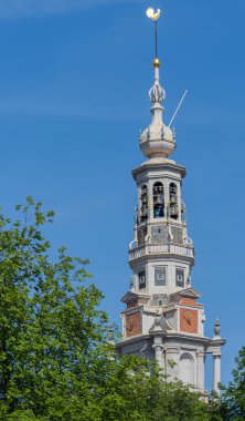 Amsterdam'da Zuiderkerk sivri.