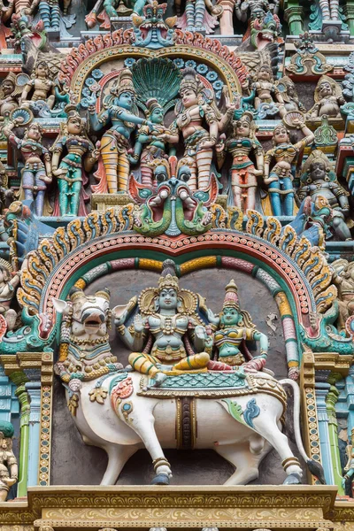 Wedding scene and bull scene Shiva and Meenakshi. — Stock Photo, Image