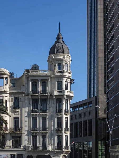 Montevidéu Uruguai Dezembro 2008 Pedra Bege Icônica Edifício Embaixada Canadá — Fotografia de Stock