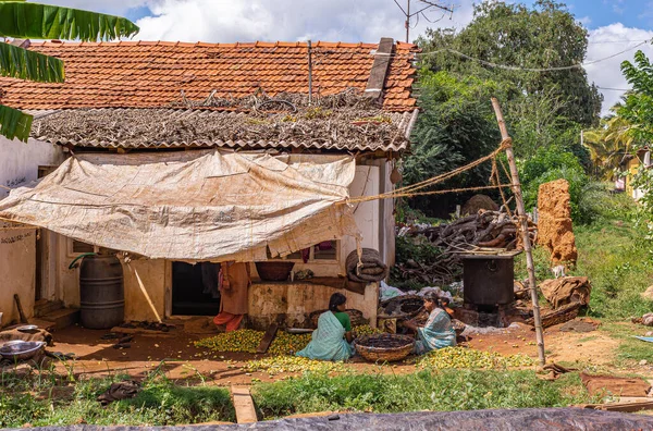 Kadenahalli Karnataka India November 2013 Rural Green Scenery Red Roofed — Stock Photo, Image