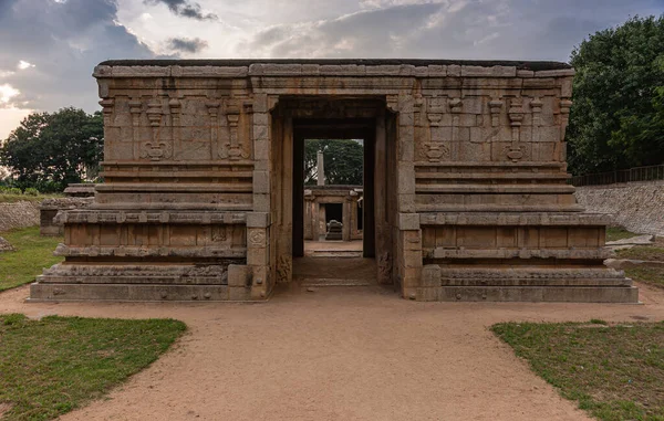 Hampi Karnataka India November 2013 Prasanna Virupaksha Underground Shiva Temple — Stock Photo, Image