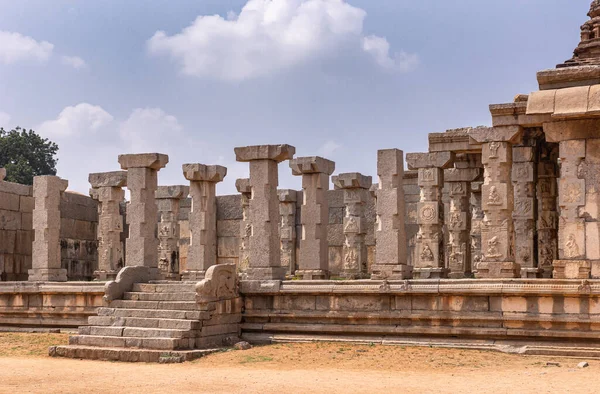 Hampi Karnataka India Noviembre 2013 Templo Vittalaraya Piedra Gris Esculpida — Foto de Stock