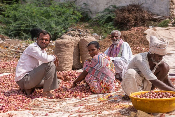 Lakundi Karnataka India November 2013 Close Van Een Groep Boerenknechten — Stockfoto