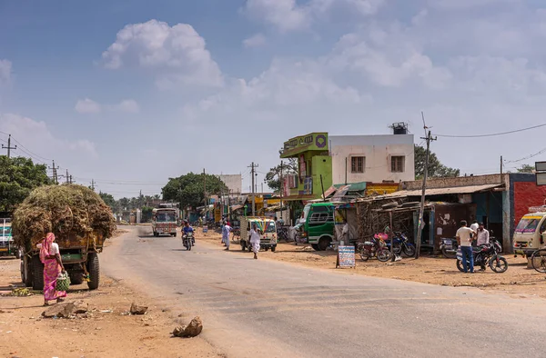 Lakundi Karnataka Indien November 2013 Huvudgatan Med Butiker Och Matställen — Stockfoto