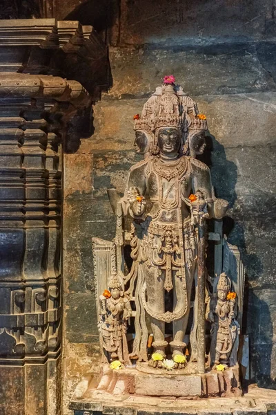 Лаккунди Карнатака Индия Ноября 2013 Храм Брахма Джиналая Чёрная Статуя — стоковое фото