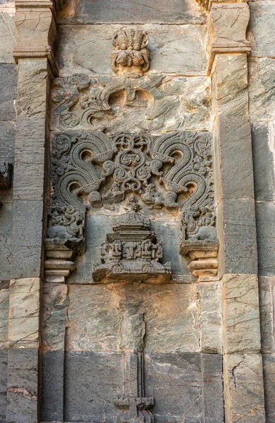 Lakkundi Karnataka Índia Novembro 2013 Templo Brahma Jinalaya Closeup Pedra — Fotografia de Stock