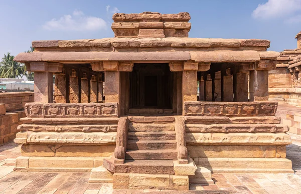 Aihole Karnataka Indie Listopadu 2013 Gaudaragudi Temple Brown Stone Building — Stock fotografie
