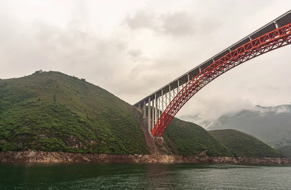 Wushan China May 2010 Dragon Gate Gorge Daning River Red — Stock Photo, Image