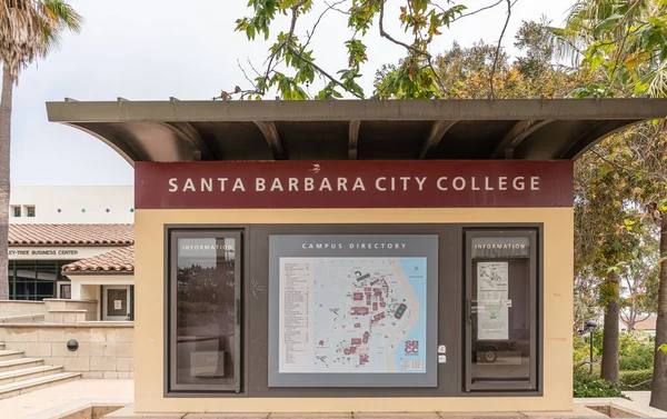 Santa Barbara Usa Haziran 2021 Şehir Kolej Tesisleri Gümüş Gökyüzünün — Stok fotoğraf