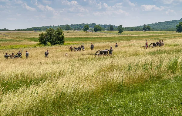 Gettysburg Usa Juni 2008 Schlachtfeld Denkmäler Landschaft Mit Männergruppen Mit — Stockfoto