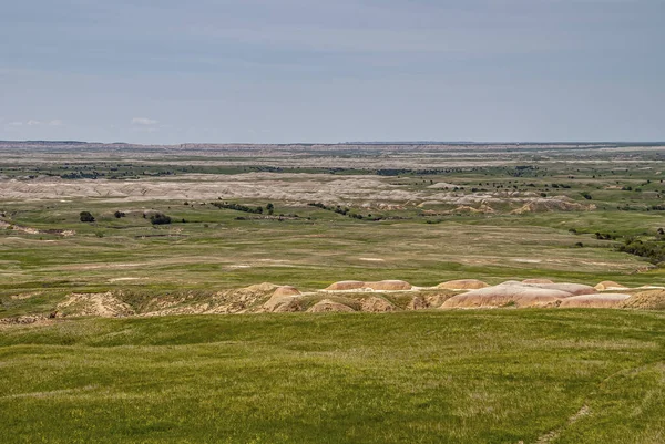 Badlands National Park Usa Junio 2008 Paisaje Interminable Pradera Verde — Foto de Stock