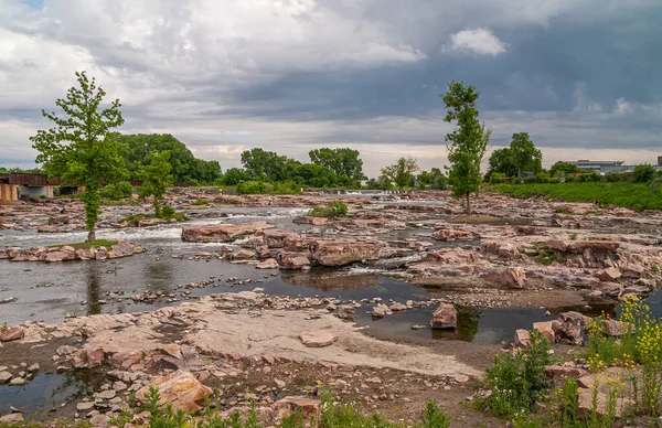 Sioux Falls Usa June 2008 Heavy Gray Cloud Dscape Green — 스톡 사진