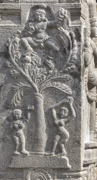 Krishna escultura no Templo Annamalaiyar em Thiruvannamalai . — Fotografia de Stock