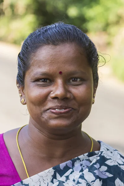 Mujer tamil primer plano de cara feliz . —  Fotos de Stock