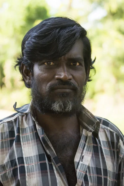 Uomo Tamil dall'aspetto severo . — Foto Stock