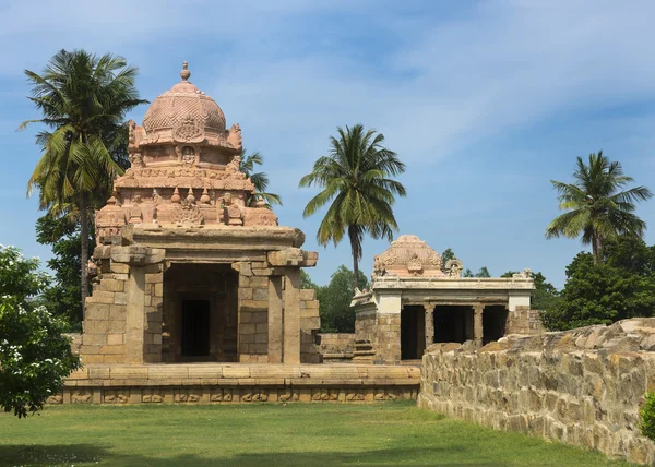 Murugan i Ganesha sanktuarium w świątyni Gangaikunda. — Zdjęcie stockowe