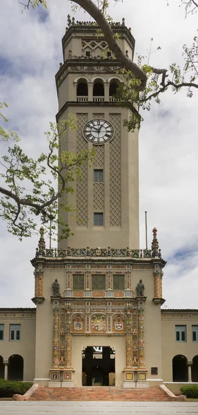 Roosevelt Bell Tower na Universidade . — Fotografia de Stock