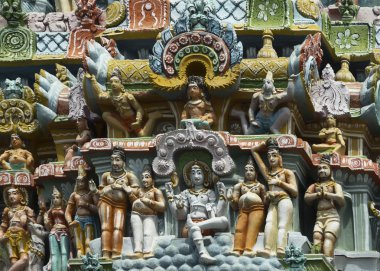 Dhakshinamoorthy, Lord Shiva Gopuram üzerinde yüksek öğretmen olarak.