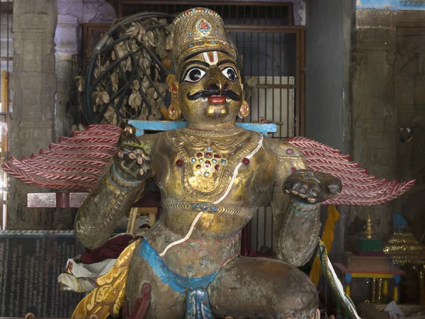 Statue of the Garuda, mount of Lord Vishnu. — Stock Photo, Image