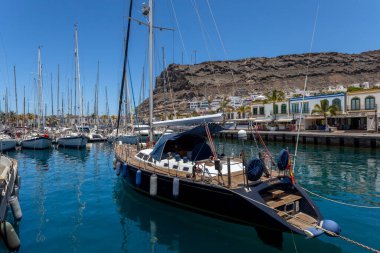 İspanya 'nın Kanarya Adaları, Gran Kanarya' daki Puerto de Mogan (Mogan Limanı) tekneleri