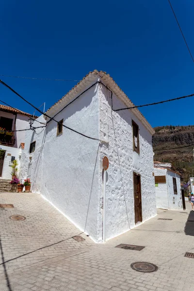 Las Casas Blancas Del Pueblo Fataga Gran Canaria Día Soleado — Foto de Stock