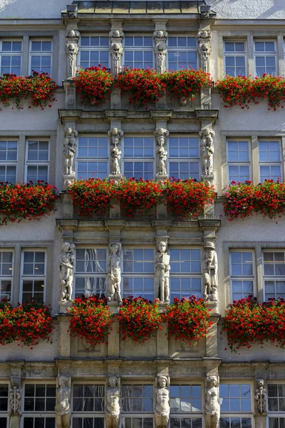 München Németország 2011 Building Zum Schonen Turm Beautiful Tower Hirmer — Stock Fotó