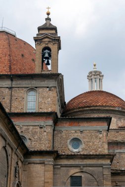 Basilica di San Lorenzo (St. Lawrence Bazilikası), İtalya 'nın Floransa kentinin en büyük kiliselerinden biridir..
