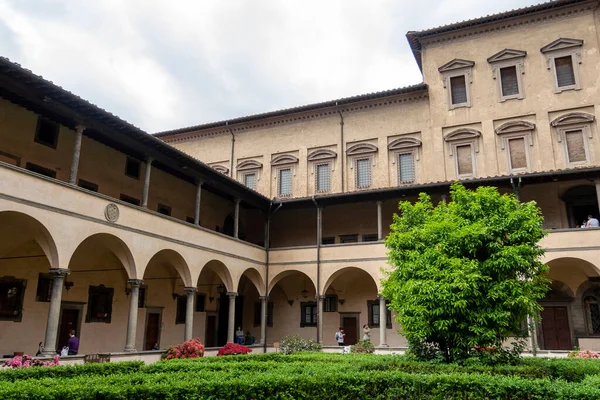 Courtyard Basilica San Lorenzo Basilica Lawrence One Largest Churches Florence — Stock Photo, Image