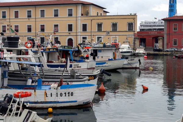 Livorno Italië Mei 2010 Haven Van Livorno Italië Een Regenachtige — Stockfoto