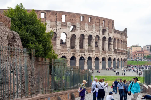 Rom Italien Maj 2010 Colosseum Overskyet Sommerdag Rom Italien Colosseum - Stock-foto