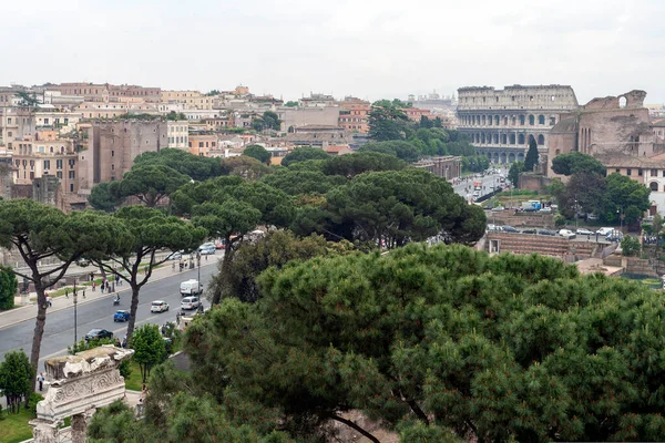 Колізей Хмарний Літній День Римі Італія Colosseum Овальний Амфітеатр Центрі — стокове фото